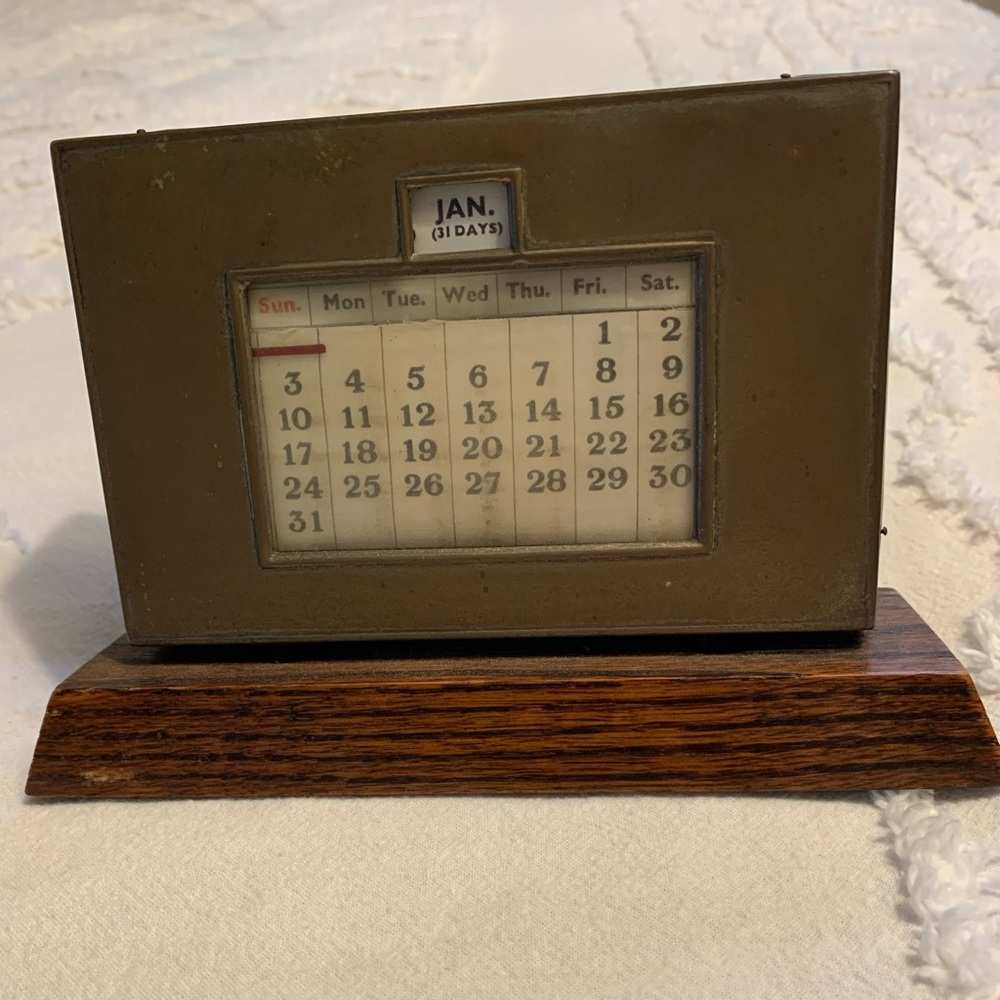 MCM Perpetual Calendar - needs TLC